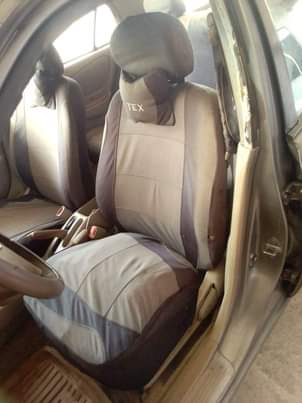 A picture of 2000 Toyota Corolla