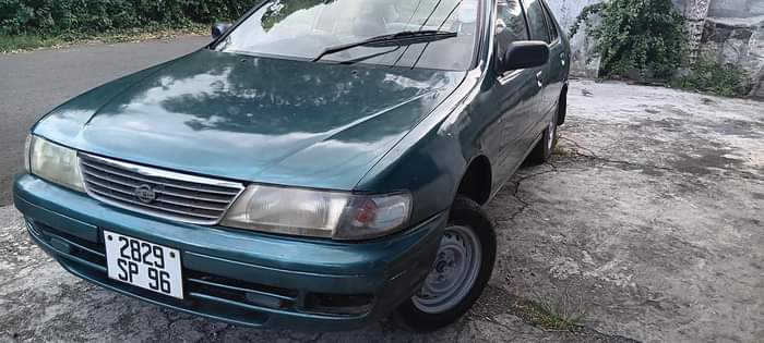 used nissan sunny