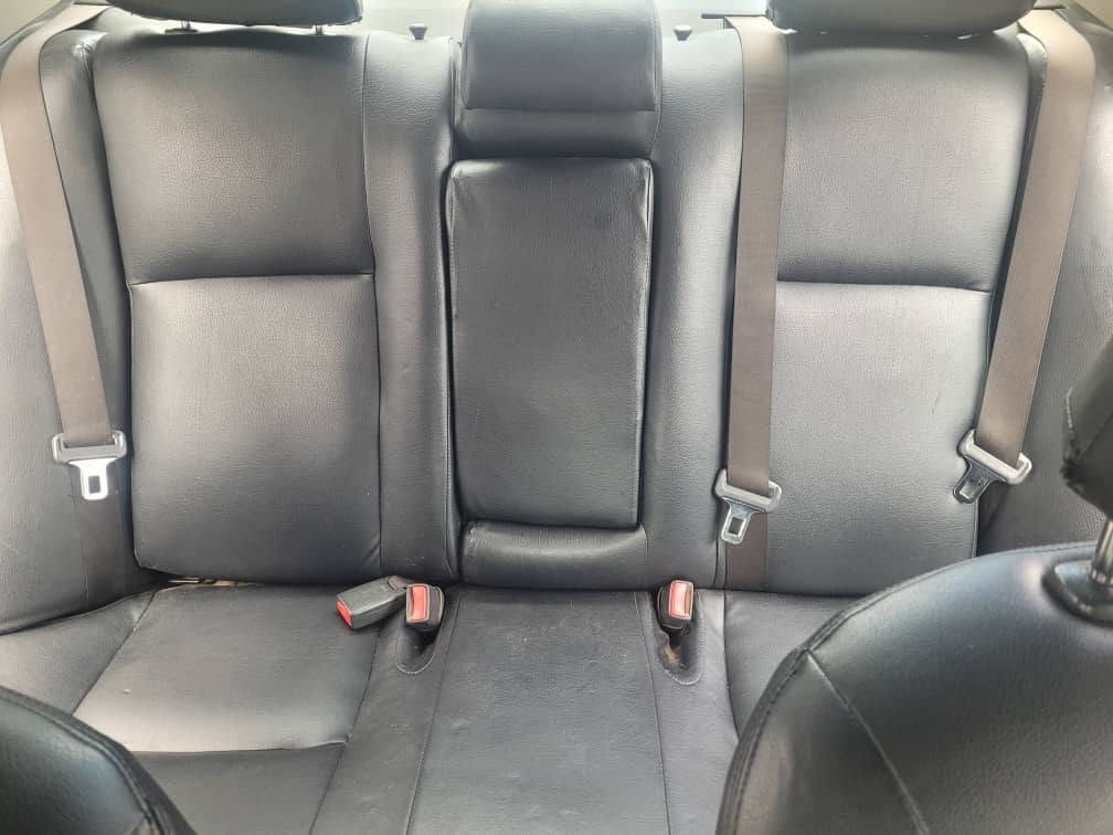 A picture of TOYOTA COROLLA LE 2012