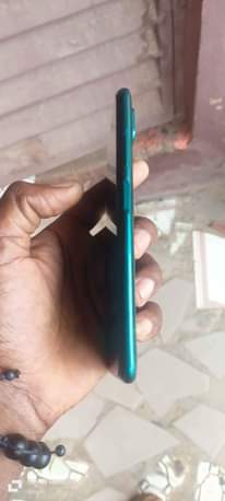 A picture of Supper clean hauwei nova 7i