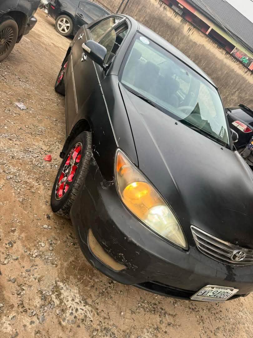 A picture of 2005 Toyota camry camry 2005