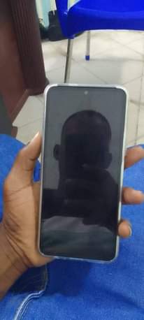 A picture of Infinix x6716B