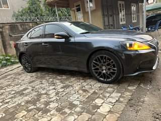 A picture of Lexus is250 2008