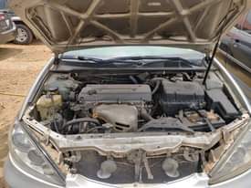 A picture of 2005 Toyota Camry Used