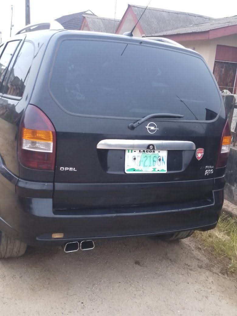 A picture of Car