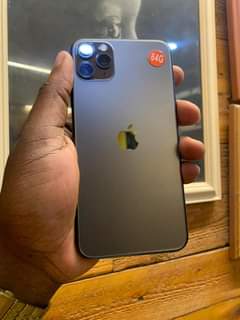 A picture of Iphone 11Pro Max 64Gb Clean