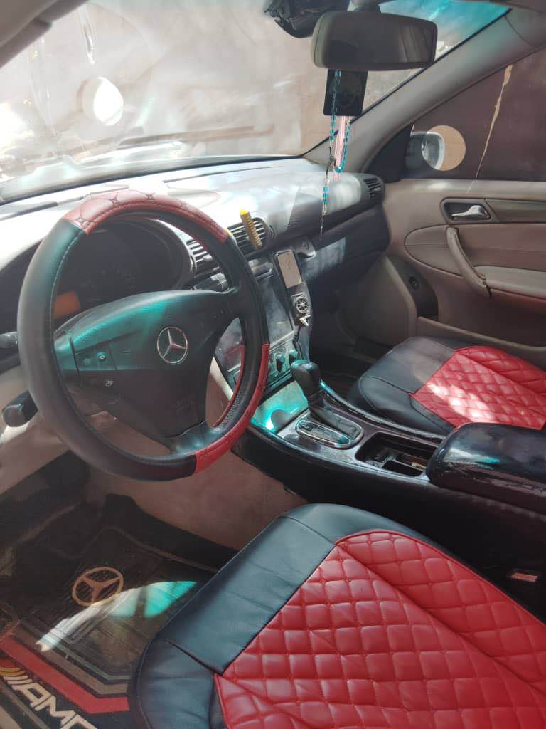 A picture of Mercedes Benz c240