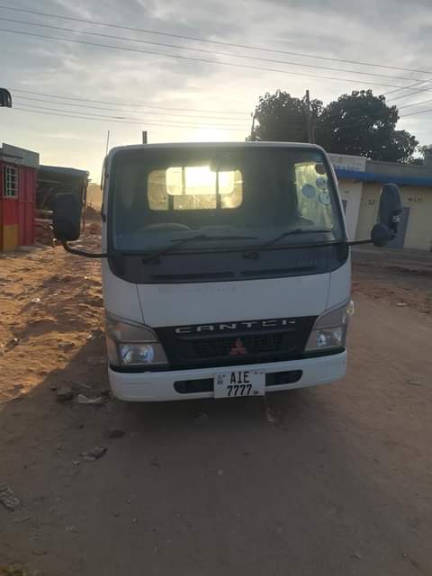 used mitsubishi canter