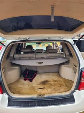 A picture of Sharp Toyota Highlander 2004 up for sale buy drive with