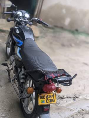 A picture of TVS STAR HLX 125
