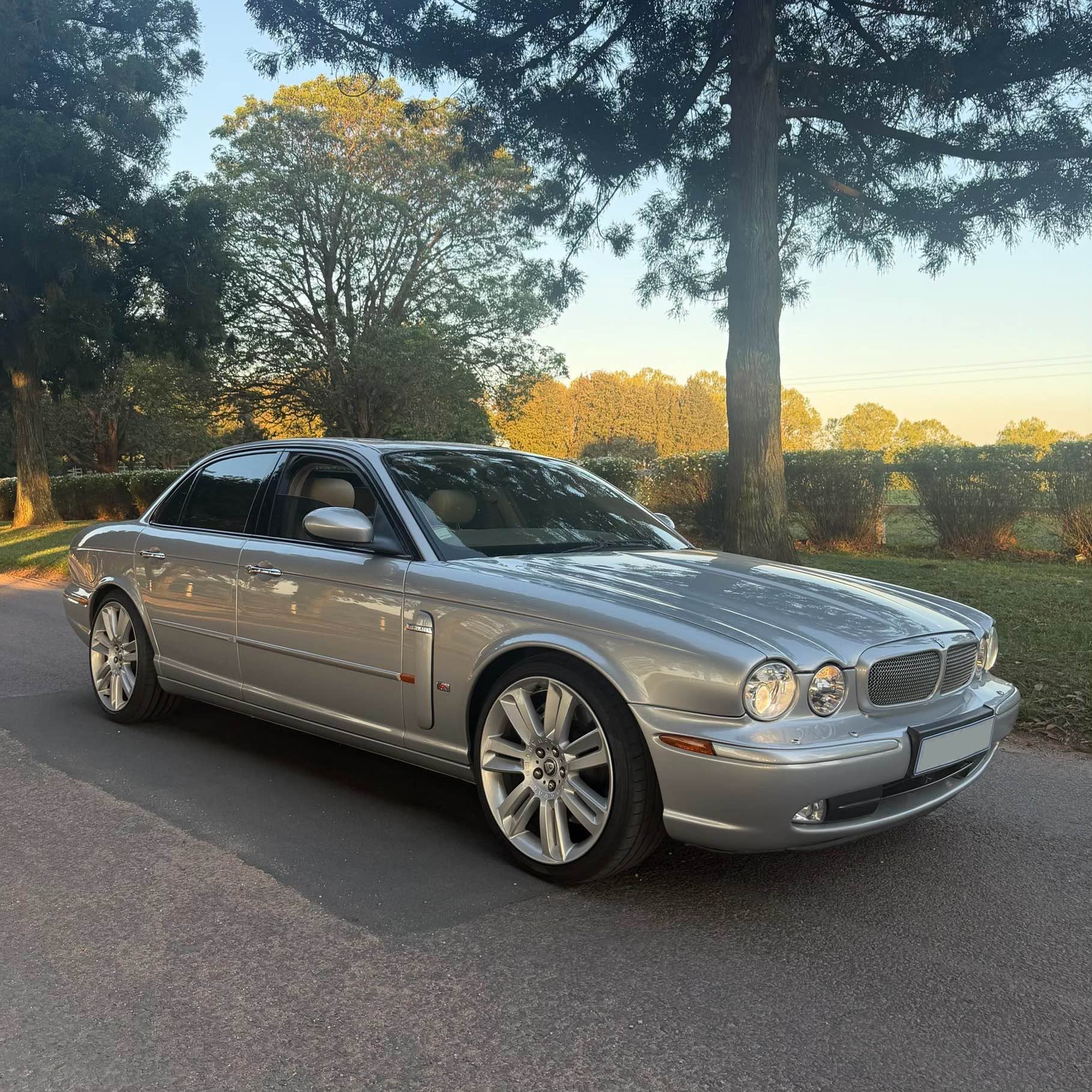 jaguar xjr