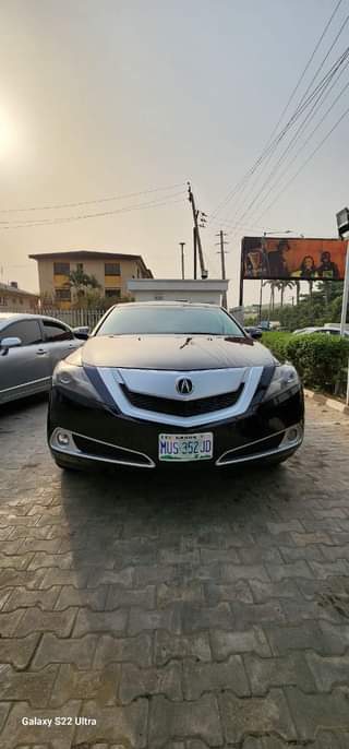 A picture of REGISTERED ACURA ZDX 2012