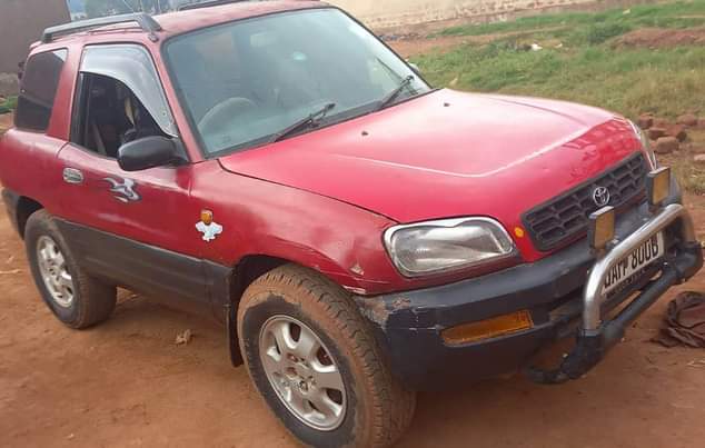 A picture of Toyota RAV4 short 6m
