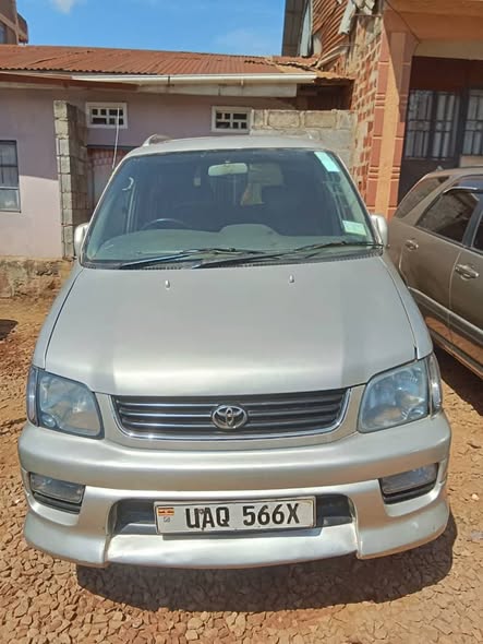 used toyota noah