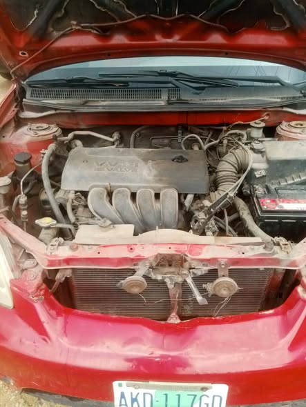 A picture of Toyota matrix 04