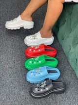 A picture of Sendoz nzuri za kike size 36 41
