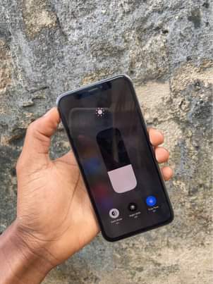 A picture of Iphone x
