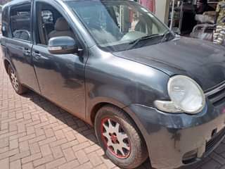A picture of SIENTA 12m Call 0701488581 What s app 0776417404