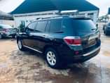 A picture of Fresh hot deal Brand Toyota Model Highlander Year 2009 upgraded