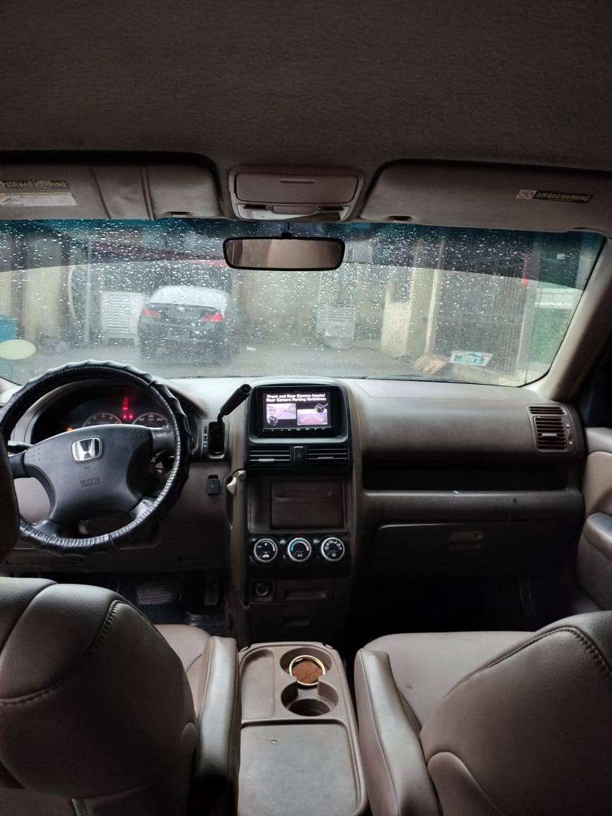 A picture of 2005 Honda crv