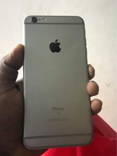 A picture of IPhone 6s plus