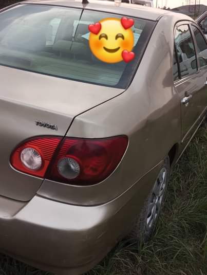 A picture of 2005 6 Toyota Corolla Purely first body Engine good AC