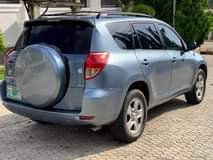 A picture of 2008 TOYOTA Rav4