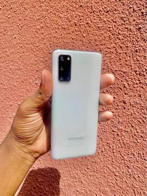 samsung s20
