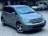 A picture of TOYOTA IST
