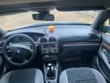 A picture of Peugeot 406