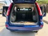 A picture of Nissan extrail