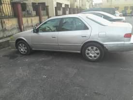 A picture of 2002 Toyota camry Envelope