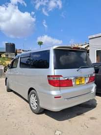 A picture of Toyota alphared