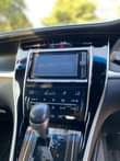 A picture of toyota harrier