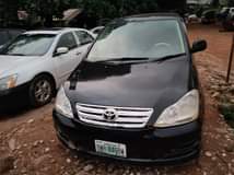 A picture of Toyota avensis verso