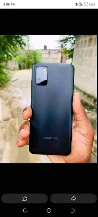 A picture of samsung a03s