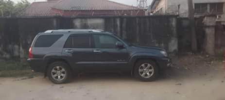 A picture of 2005 Toyota 4 Runner