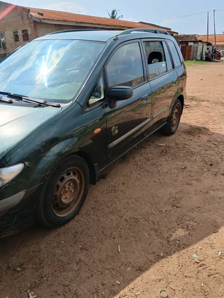A picture of Mazda premacy