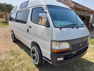 used toyota hiace