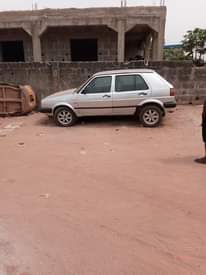 A picture of Golf 2 painted on first body Automatic buy and drive