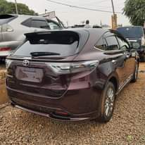 A picture of HARRIER 2015 85M