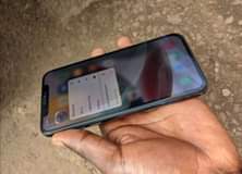 A picture of Iphone xs max