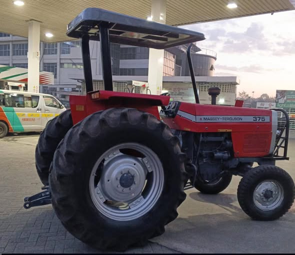 tractor