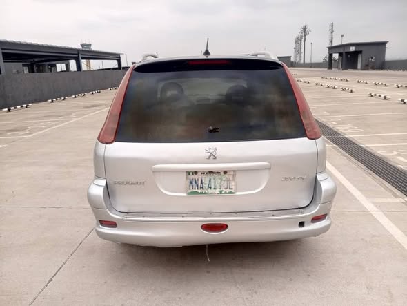 A picture of Peugeot 206 manual wagon Abuja
