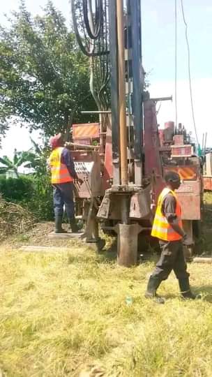 A picture of drilling with