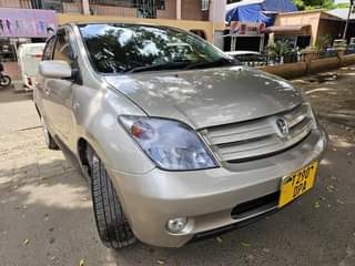 A picture of Toyota Ist