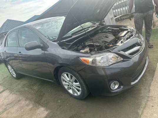 A picture of 3 months used Toyota Corolla 2010 model 7 5m