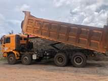 tipper truck