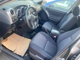 A picture of Pontiac Vibe 05