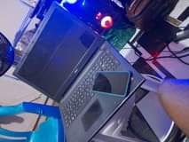 A picture of LAPTOP DELL NA SIMU JUU